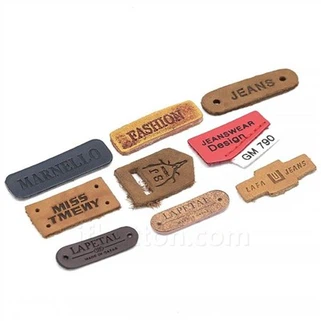 Kožené štítky pro tašky